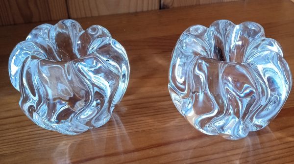 Paire de bougeoirs en cristal Daum