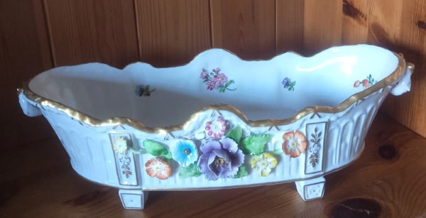 Jardinière ou centre de table en porcelaine de Plaue, manufacture allemande XX