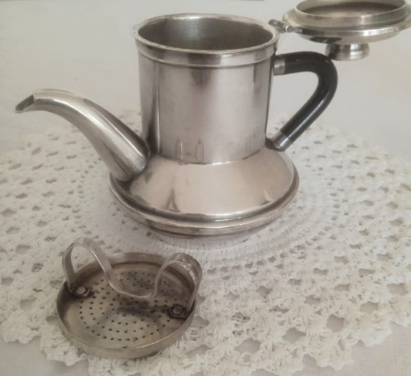 Cafetière égoïste métal argenté avec filtre