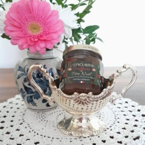Présentation de la coupelle accompagnée de sa confiture de Noël L'Epicurien